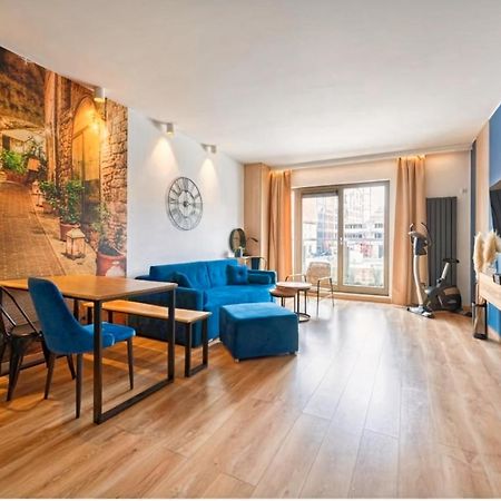 Riverview Apartament Waterline Spa & Pool 格但斯克 外观 照片