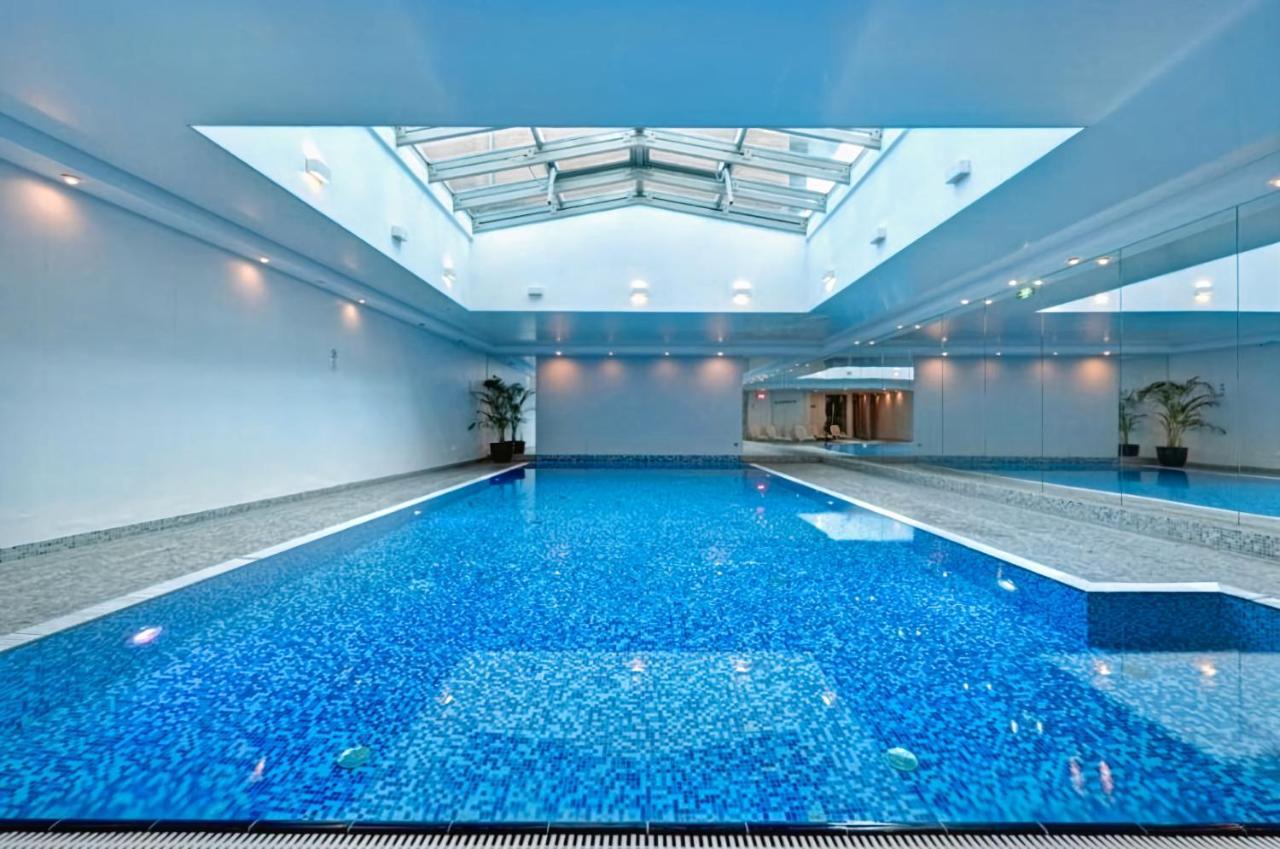Riverview Apartament Waterline Spa & Pool 格但斯克 外观 照片